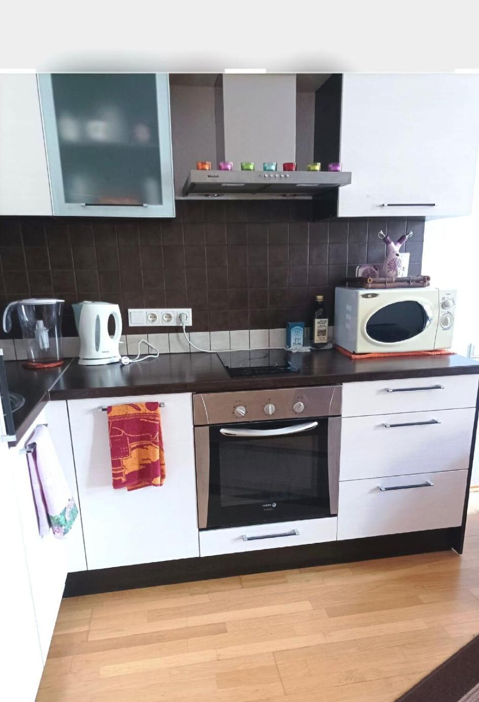 Riga, Centre, 2r Appartment, For Business Travellers Or Couple